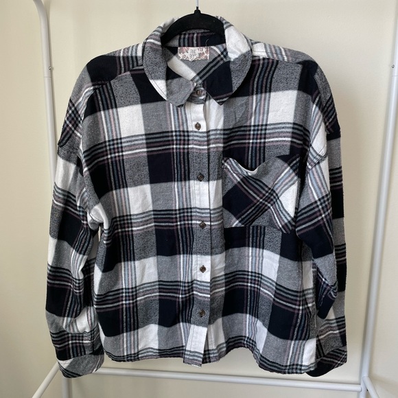 Flannel - Picture 1 of 3